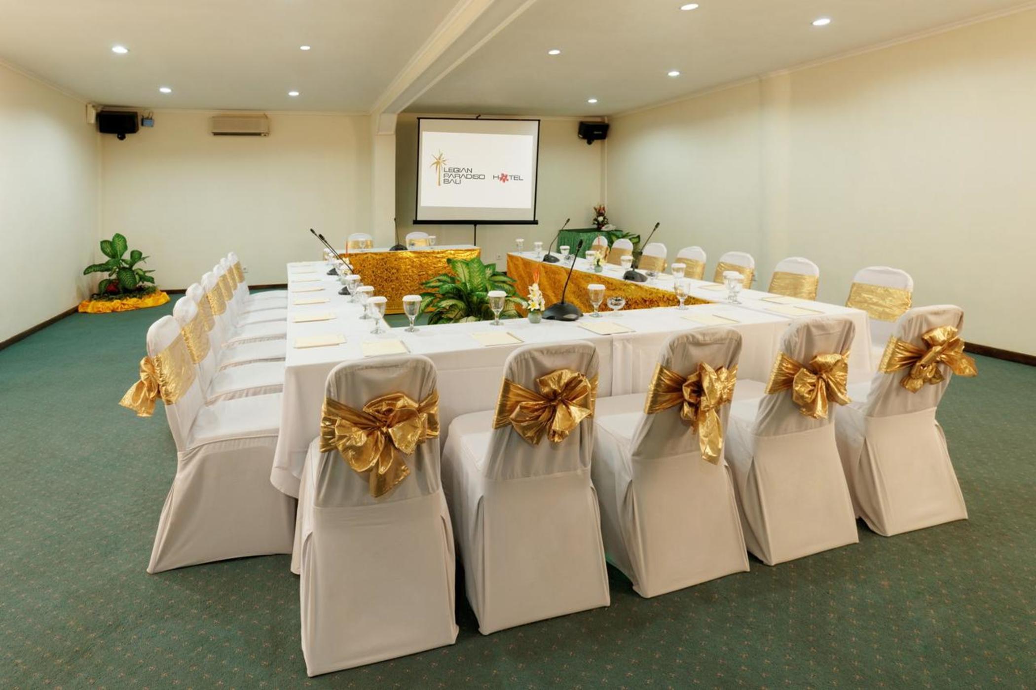 Legian Paradiso Hotel Екстер'єр фото