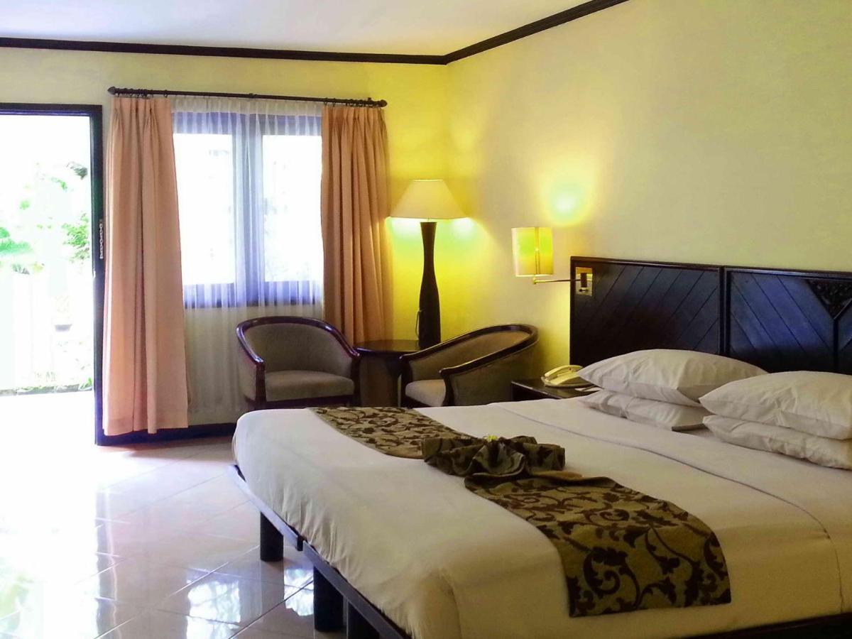 Legian Paradiso Hotel Екстер'єр фото