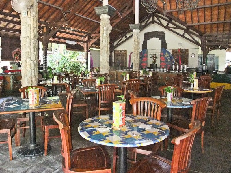 Legian Paradiso Hotel Екстер'єр фото